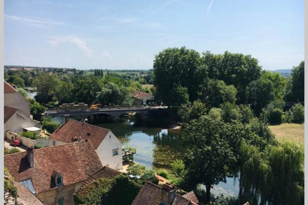 Appartement Alouette Pesmes Kültér fotó